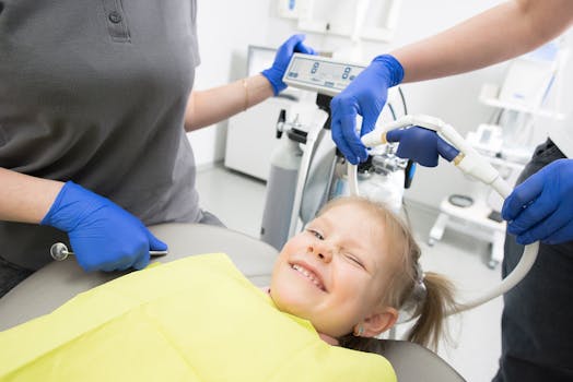 Připravte své dítě na první návštěvu zubaře: Průvodce a tipy